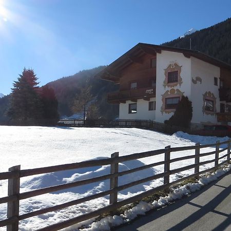 Haus Andrea Neustift im Stubaital Exterior photo
